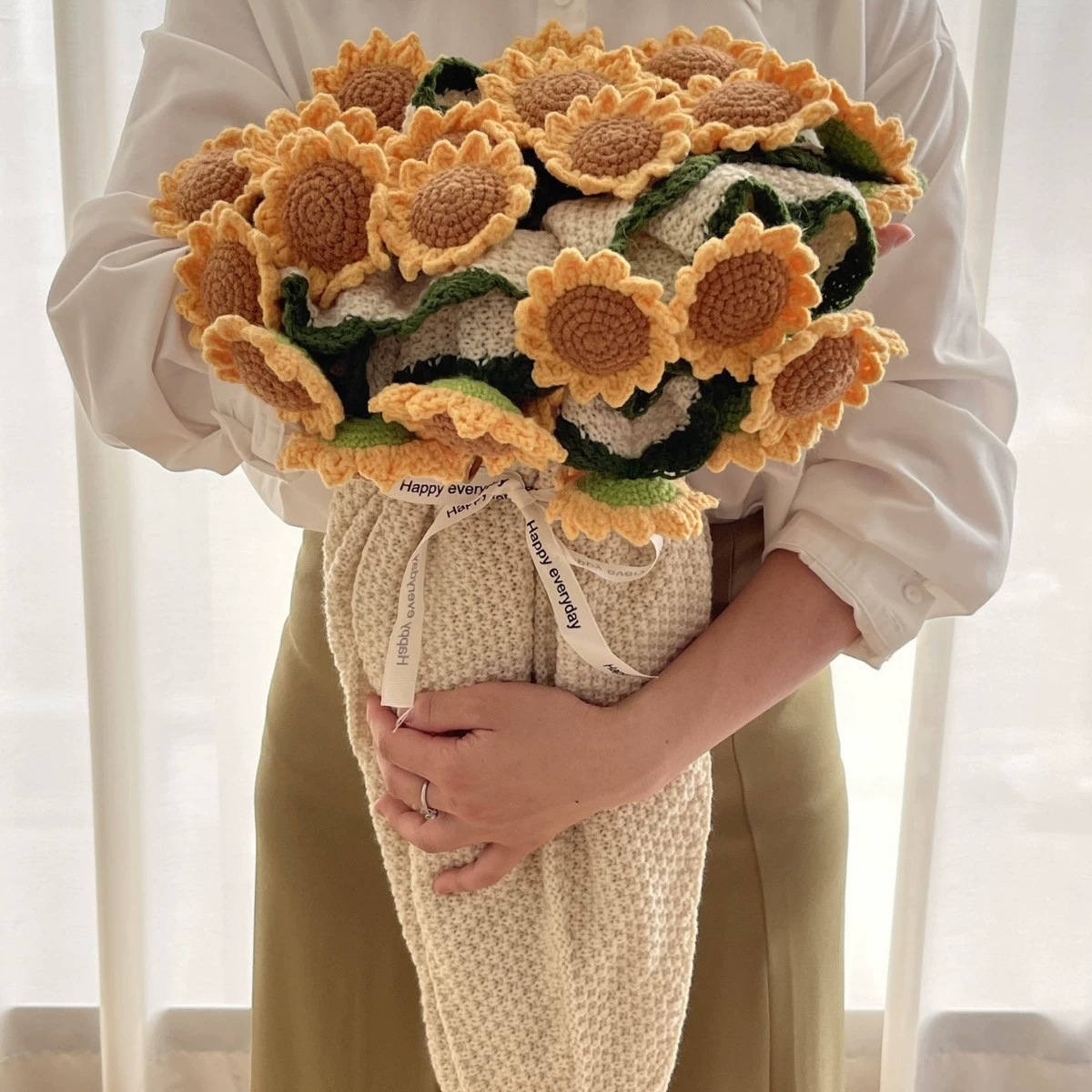 Fleur Bouquet Blanket
